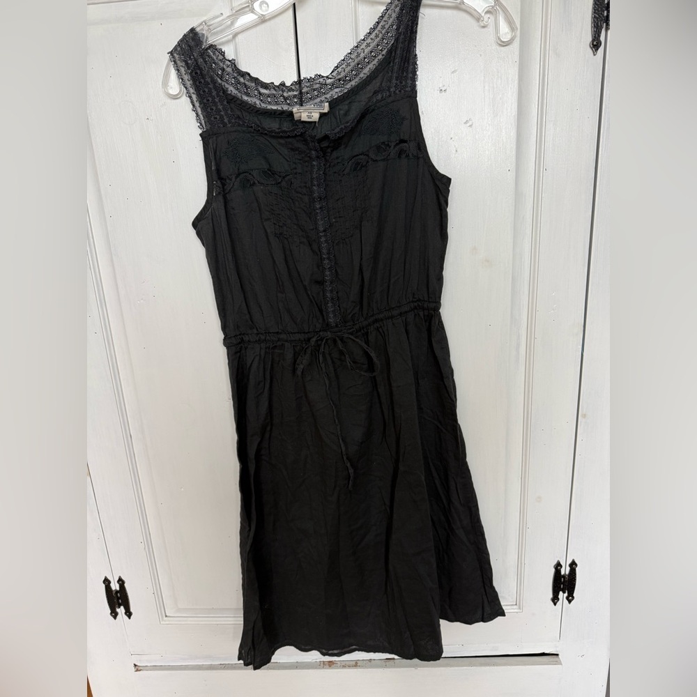 Cute and casual black lace trim dress. - Picture 2 of 8